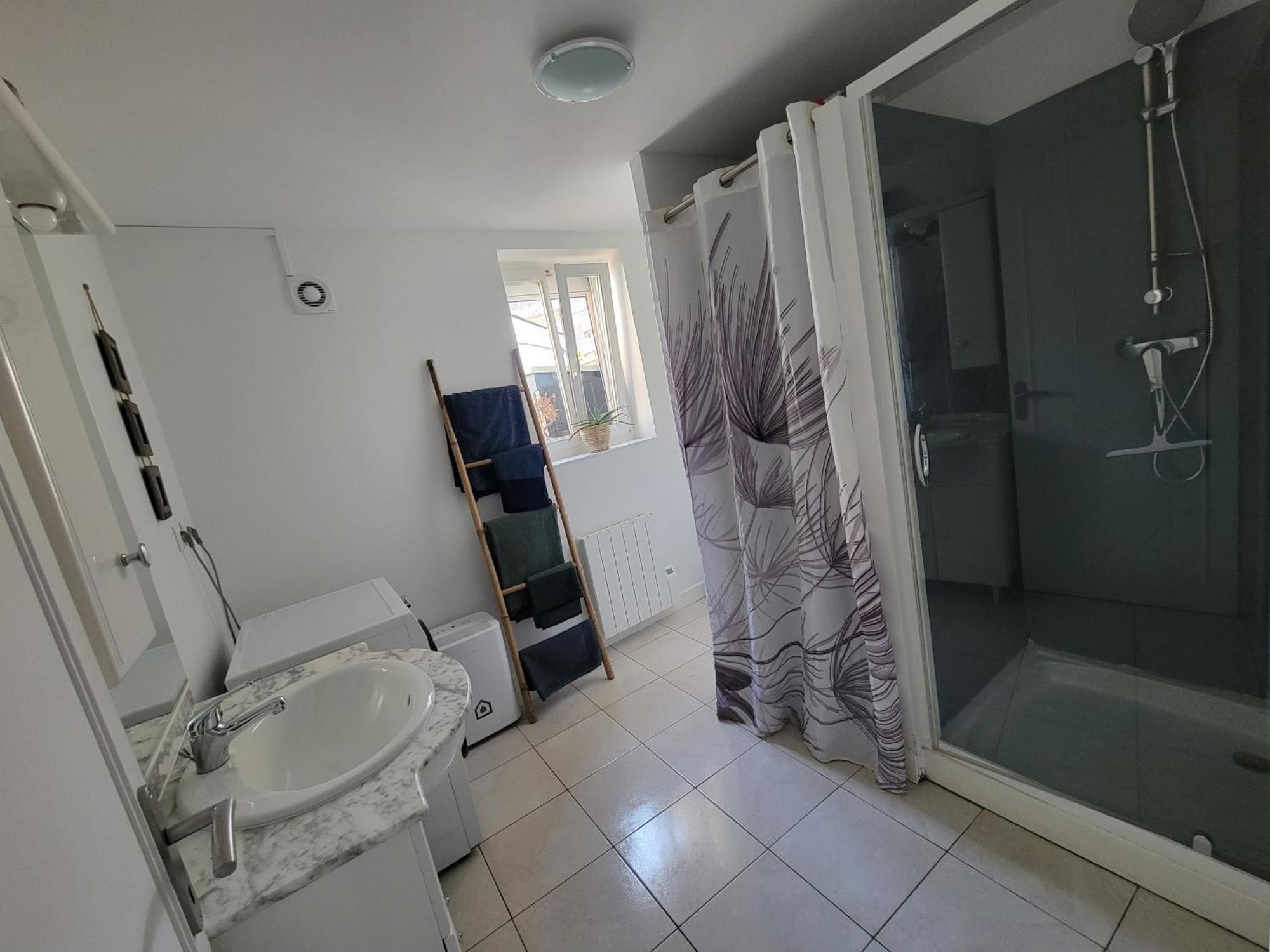 Appartement Avec Terrasse Gaillon Eksteriør billede